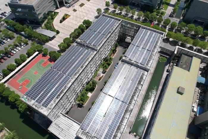 波司登发布ESG报告：匠心耕耘高质量发展，积极践行ESG理念和可持续时尚