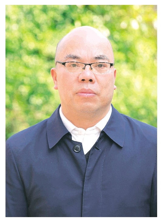 【委员履职风采】凝心聚力担使命 实干创新谱新篇——访恭城瑶族自治县政协主席、党组书记徐朝凯